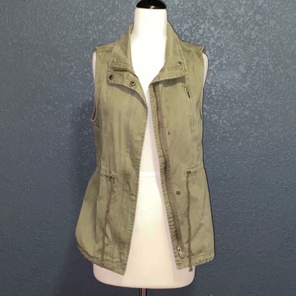 Per Se Olive Vest
